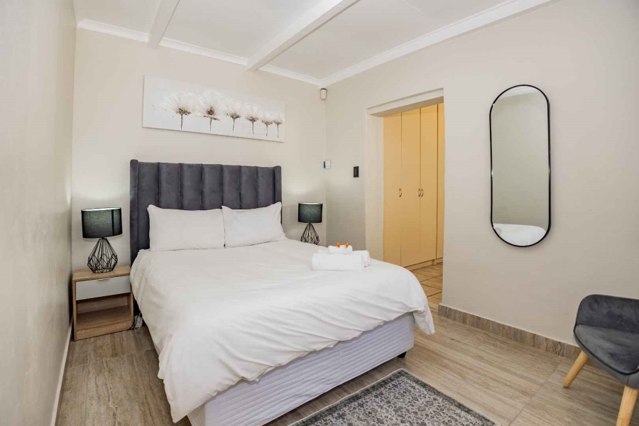 To Let 1 Bedroom Property for Rent in Oakdale Western Cape